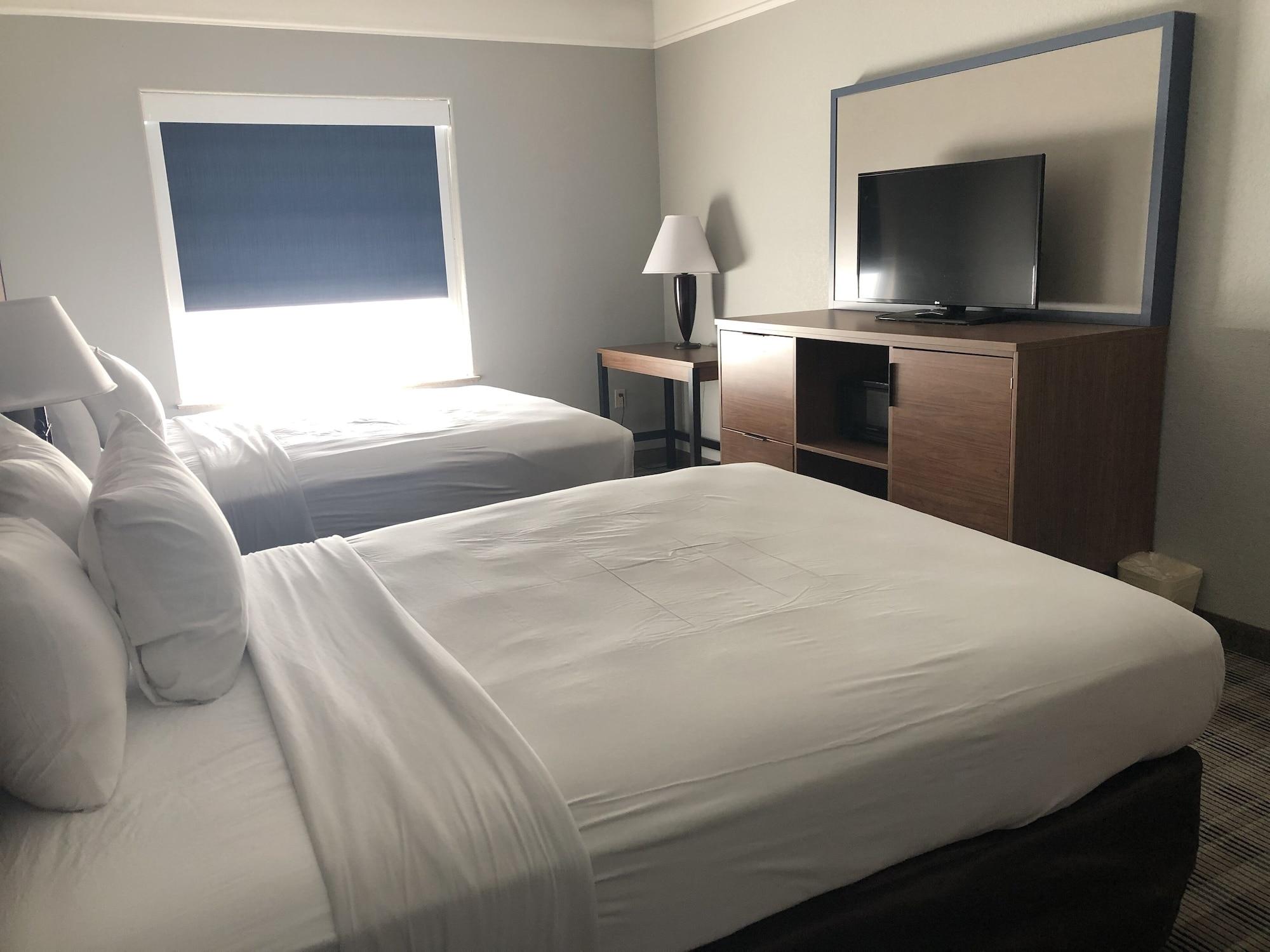 Americinn By Wyndham ניו בראונפלס מראה חיצוני תמונה