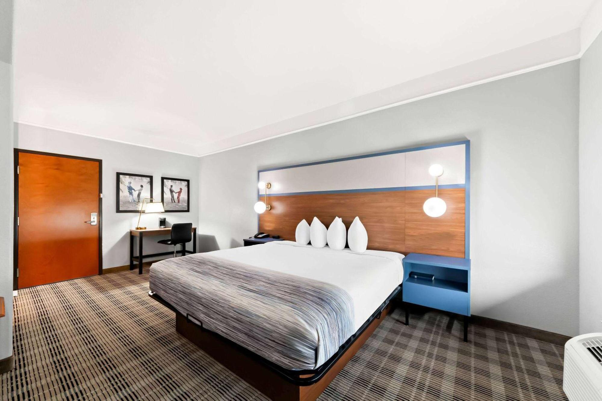 Americinn By Wyndham ניו בראונפלס מראה חיצוני תמונה