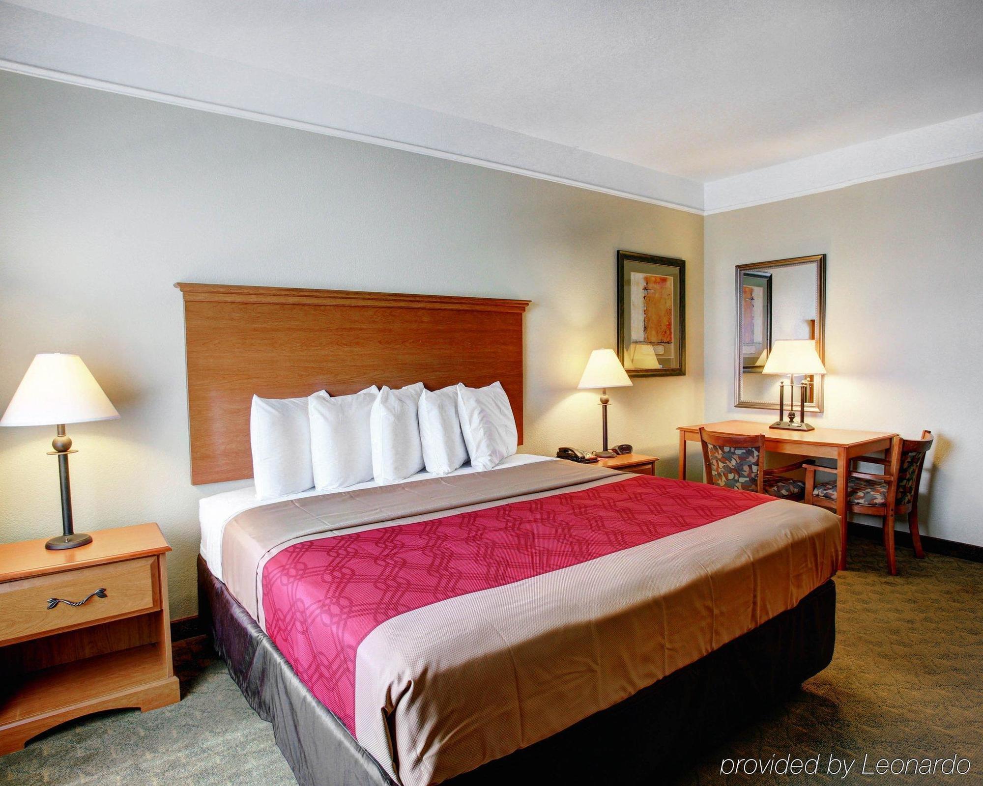 Americinn By Wyndham ניו בראונפלס מראה חיצוני תמונה